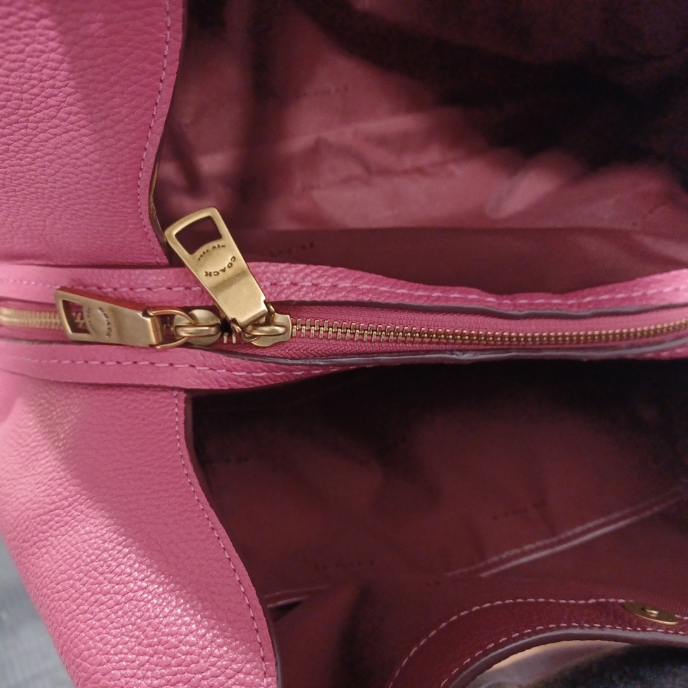 Coach Dalton 31 Shoulder Bag - Picture 5 of 11